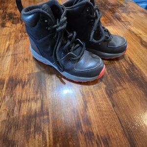 Nike Manoa ACG Outdoor High Top Boots Black / Red Toddler 12C